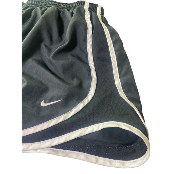 Nike Dri Fit Athletic Shorts Teens Medium Black With‎ White Stripe Volleyball - Picture 5 of 11